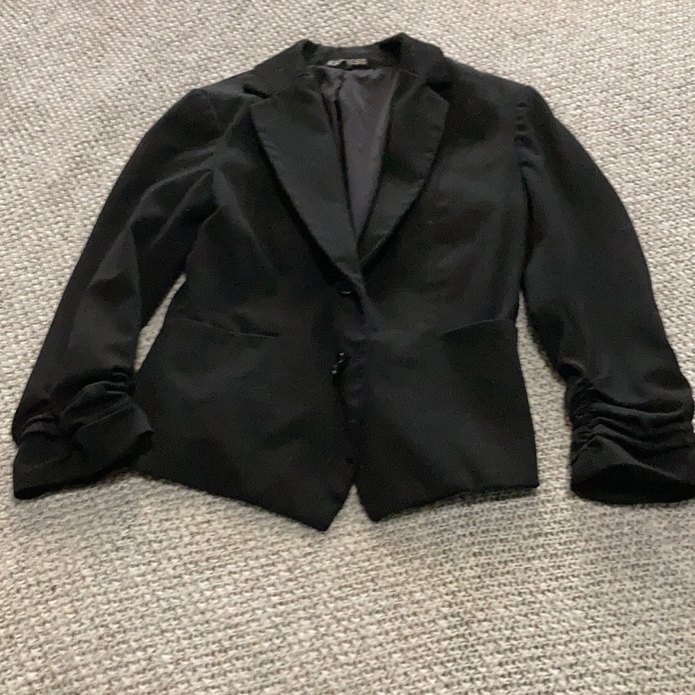 Express 3/4 sleeve blazer